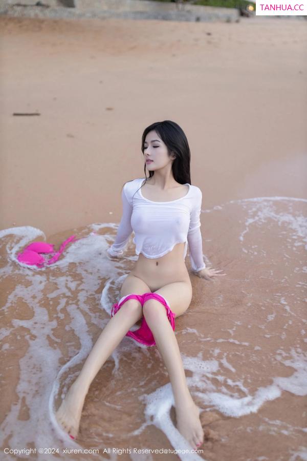   [XiuRen]高清写真图 2024.04.03 No.8341 谭小灵 性感美腿第37张图片